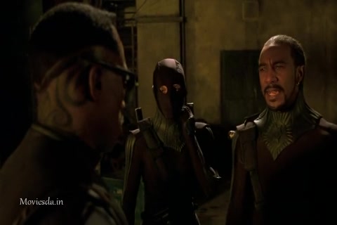 Blade 2 (2002) Sample (480x320).mp4